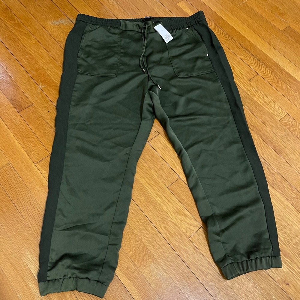 NEW Banana Republic Joggers
